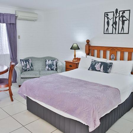 Central Park Motel Рокхемптън Екстериор снимка