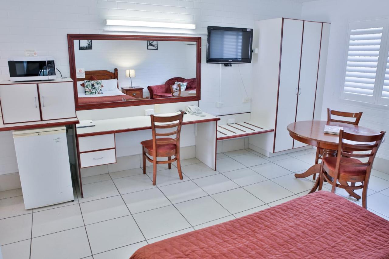 Central Park Motel Рокхемптън Екстериор снимка