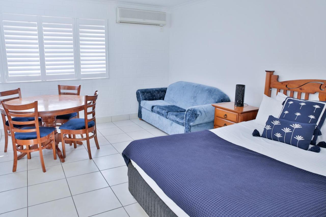 Central Park Motel Рокхемптън Екстериор снимка