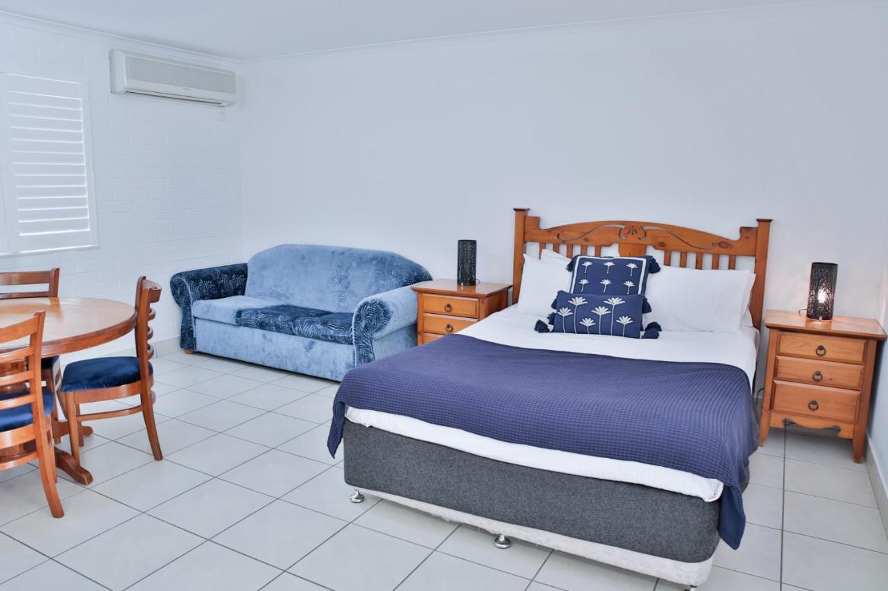 Central Park Motel Рокхемптън Екстериор снимка