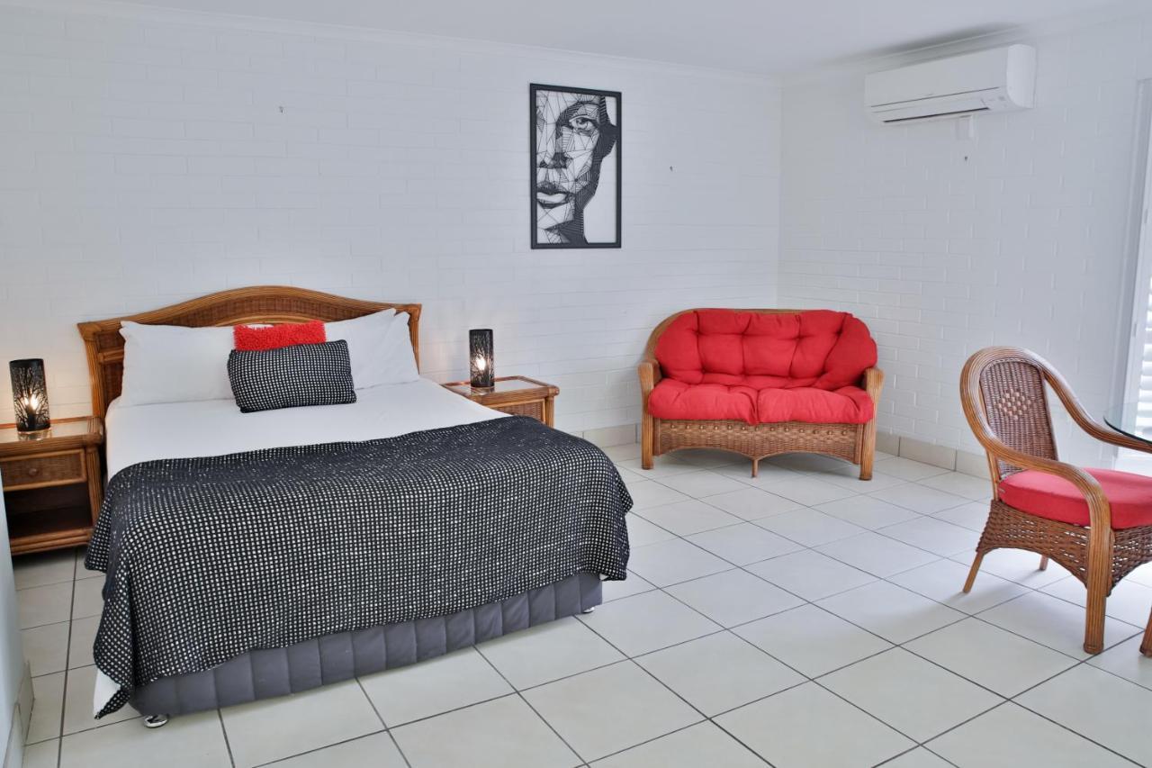 Central Park Motel Рокхемптън Екстериор снимка