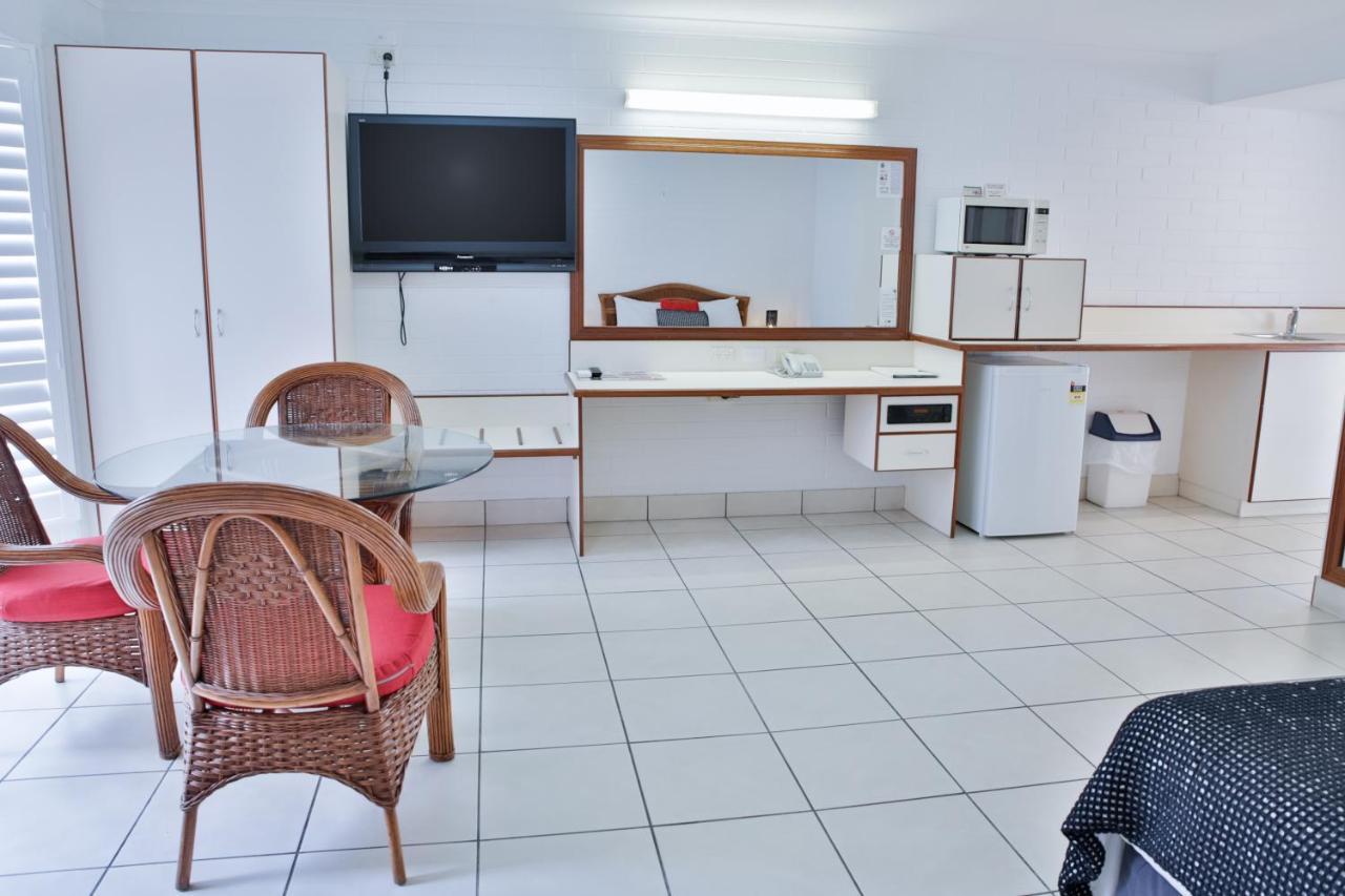Central Park Motel Рокхемптън Екстериор снимка