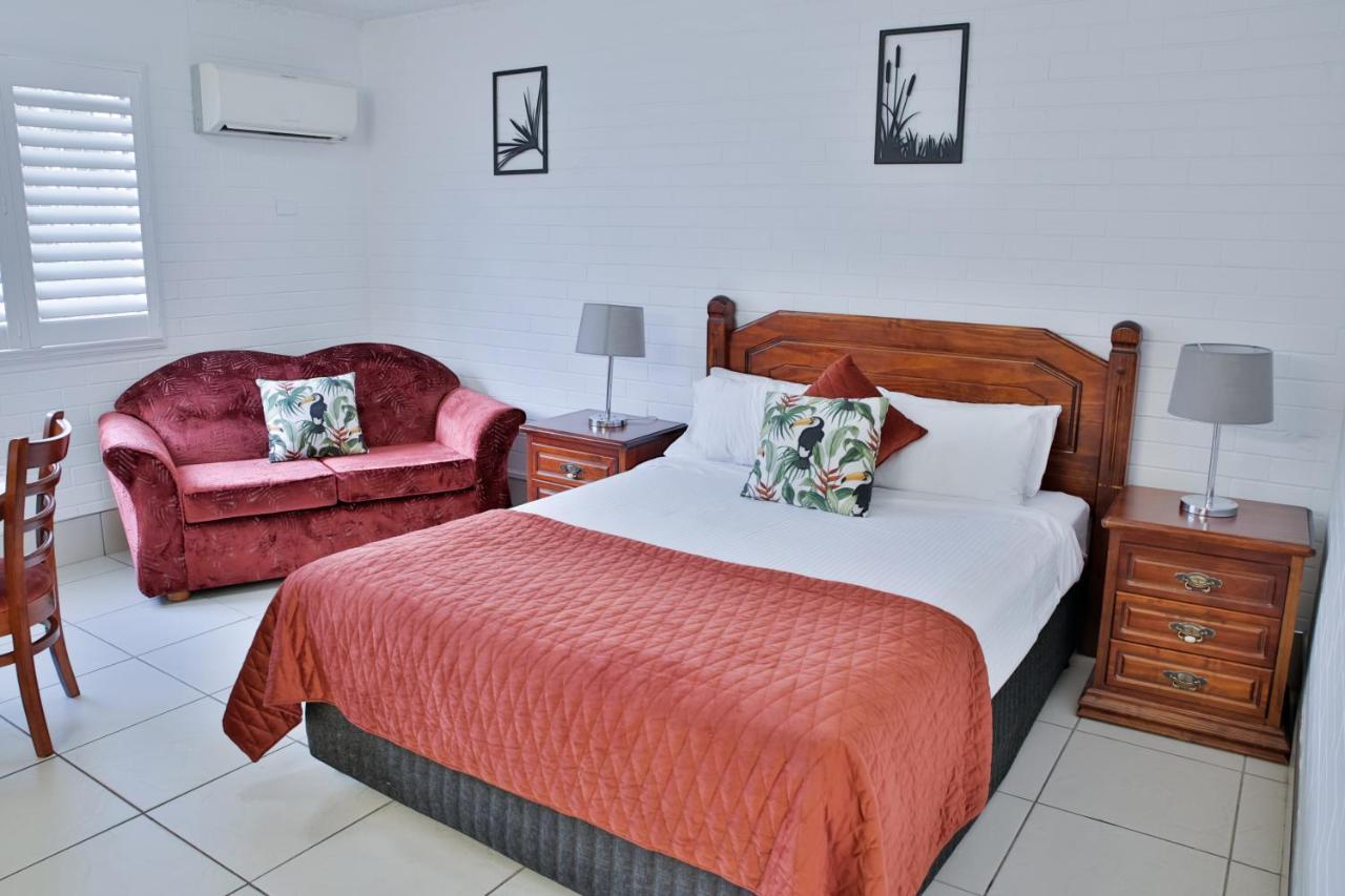 Central Park Motel Рокхемптън Екстериор снимка