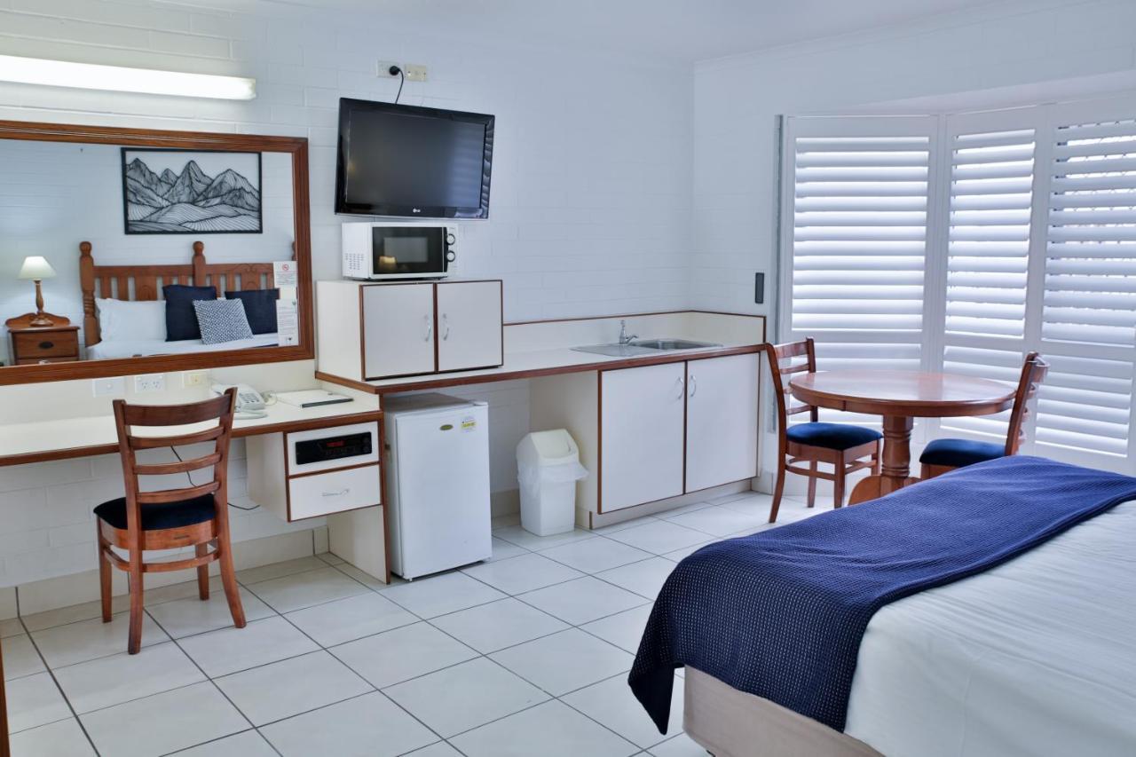 Central Park Motel Рокхемптън Екстериор снимка